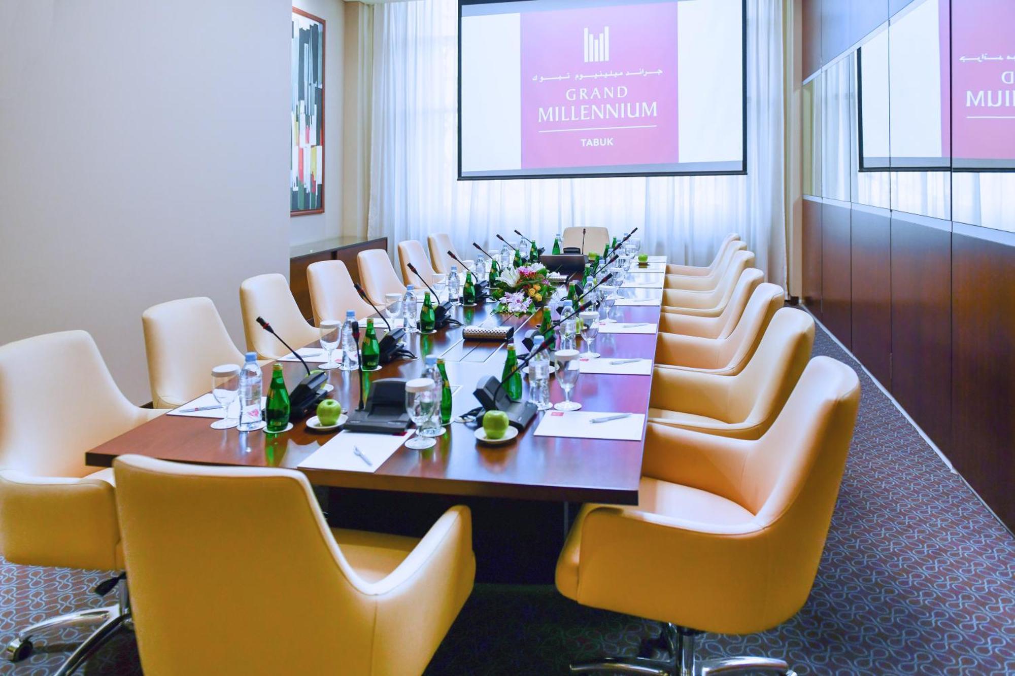 Grand Millennium Tabuk Hotel Ngoại thất bức ảnh